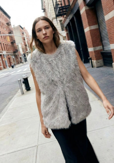 GILET SANS MANCHES EFFET FOURRURE