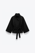 VESTE COURTE EN TISSU FEUTRÉ CEINTURÉE