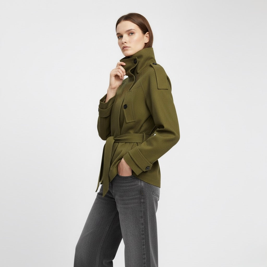 VESTE STRUCTURÉE À COL MONTANT