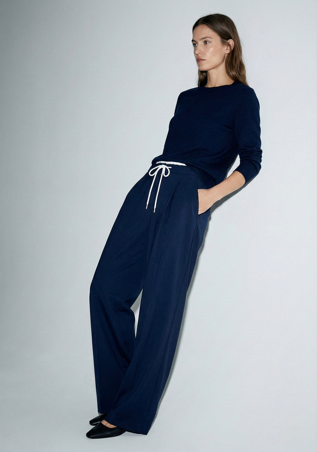 PANTALON LARGE À CORDON CONTRASTANT