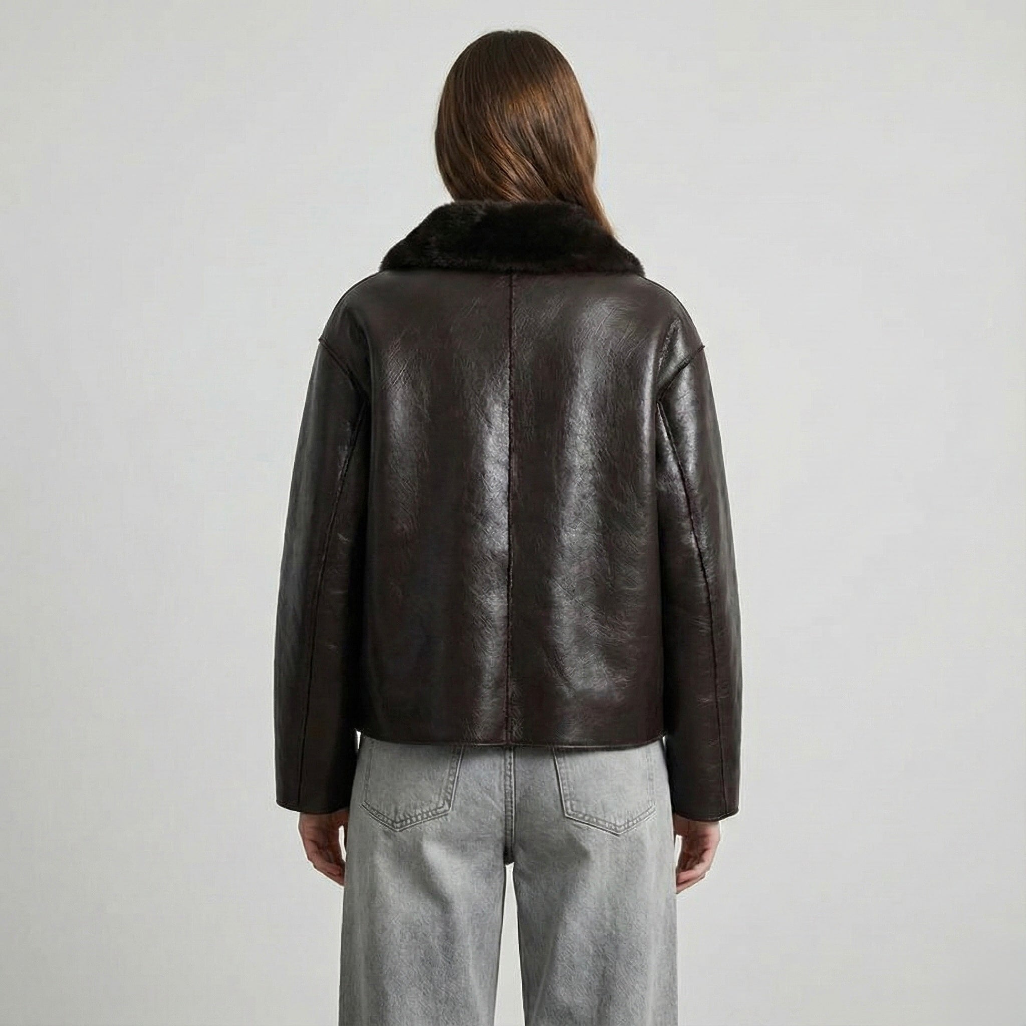 VESTE DROITE À COL EN EFFET FOURRURE