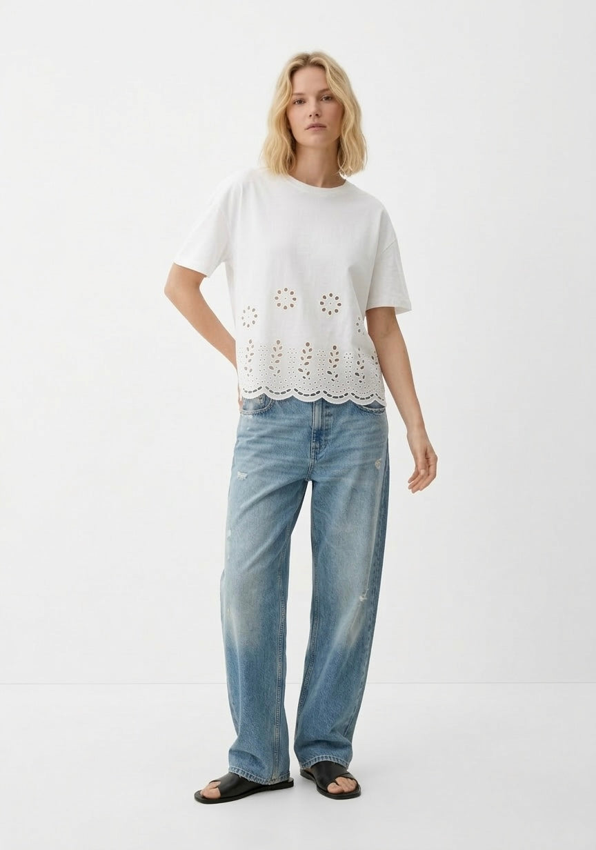 T-SHIRT À BRODERIE ANGLAISE