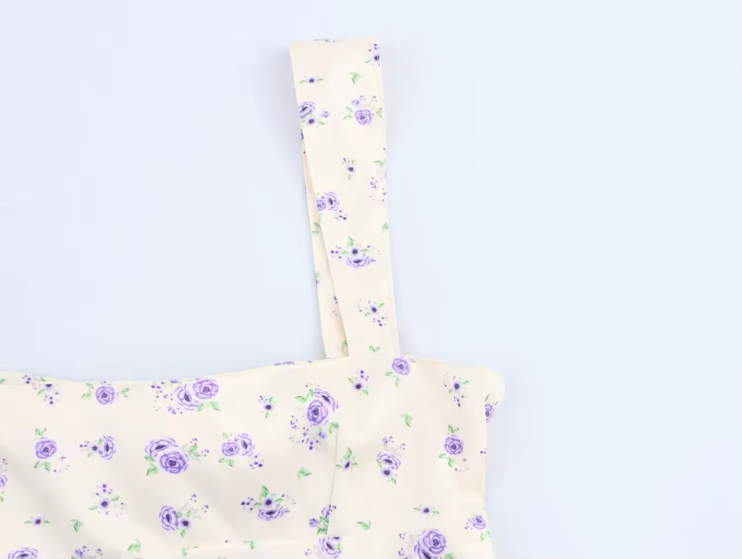 ROBE À FLEURS À BRETELLES ÉPAISSES