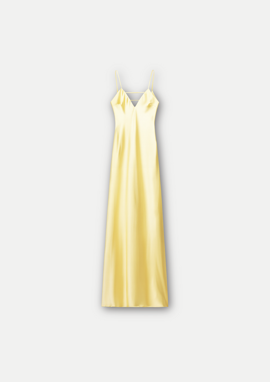 ROBE LONGUE EN SATIN À BRETELLES FINES