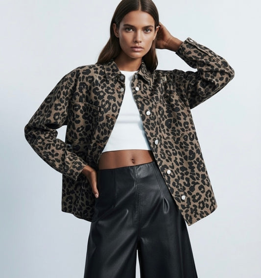 CHEMISE OVERSIZE À MOTIF ANIMALIER