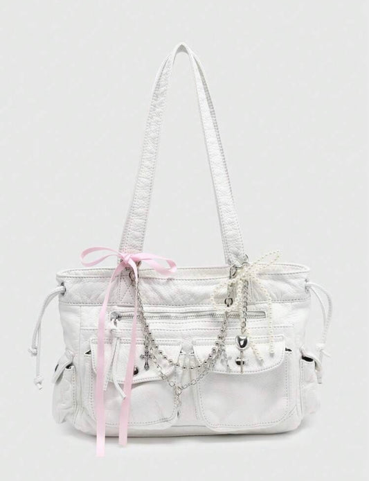 SAC À MAIN AVEC DÉCORATION MÉTALLIQUE