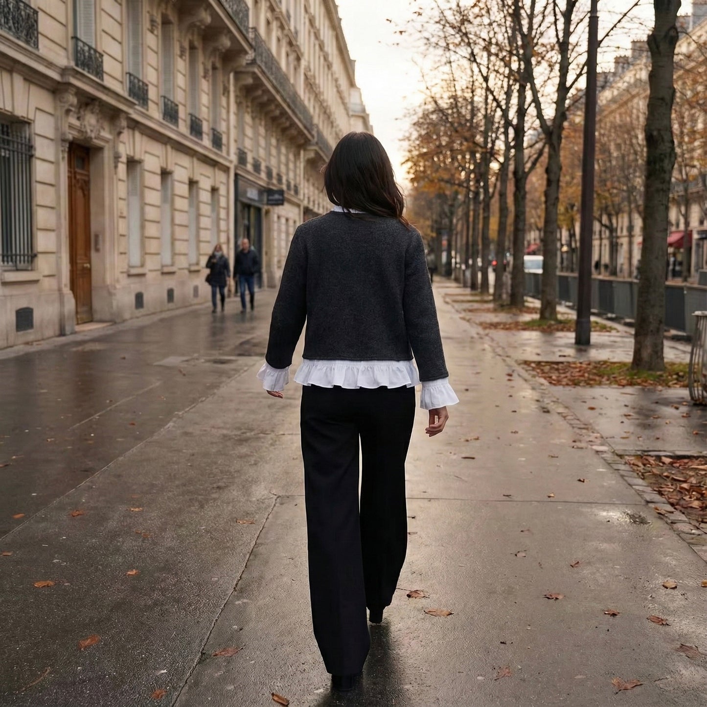 CARDIGAN STRUCTURÉ À VOLANTS INTÉGRÉS