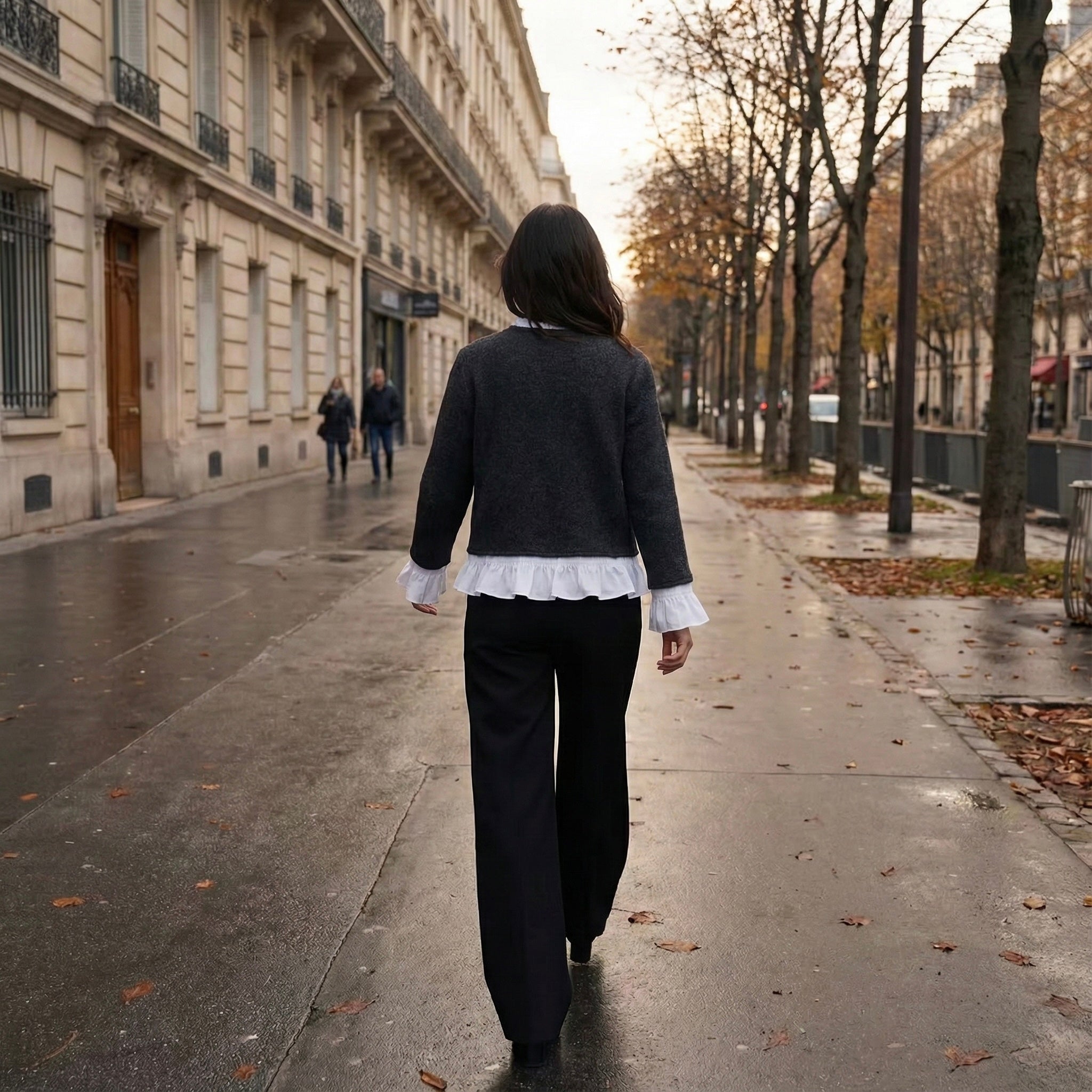 CARDIGAN STRUCTURÉ À VOLANTS INTÉGRÉS