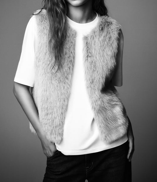GILET SANS MANCHES EFFET FOURRURE
