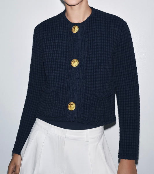 GILET EN TRICOT À BOUTONS DORÉS