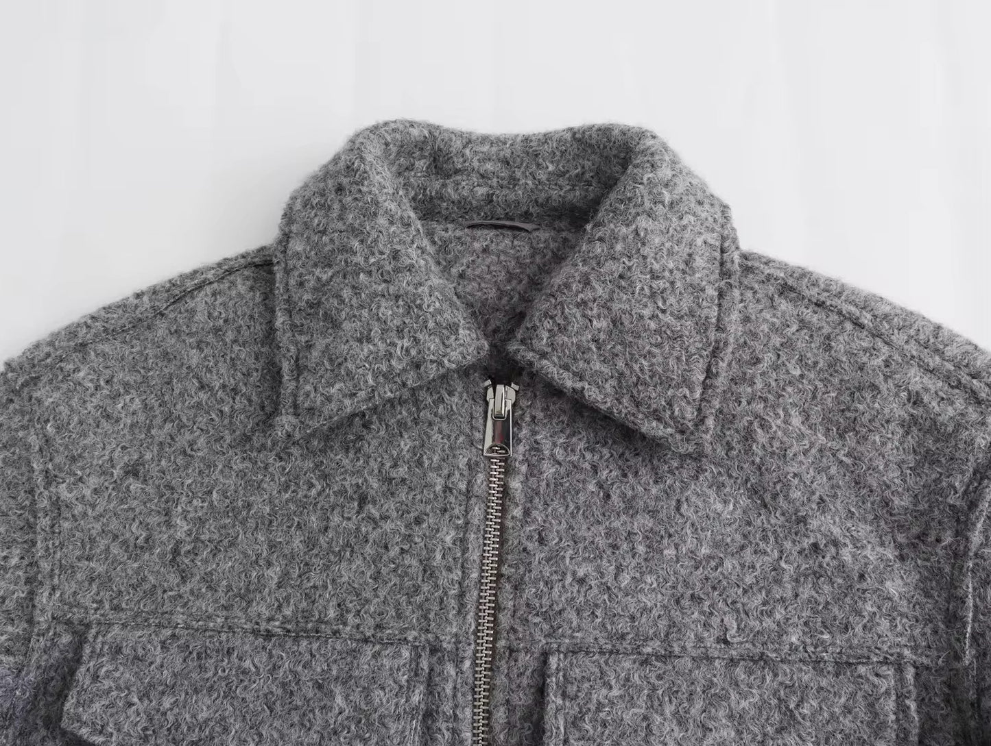 VESTE COURTE EN MAILLE