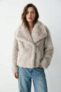 VESTE COURTE EFFET FOURRURE