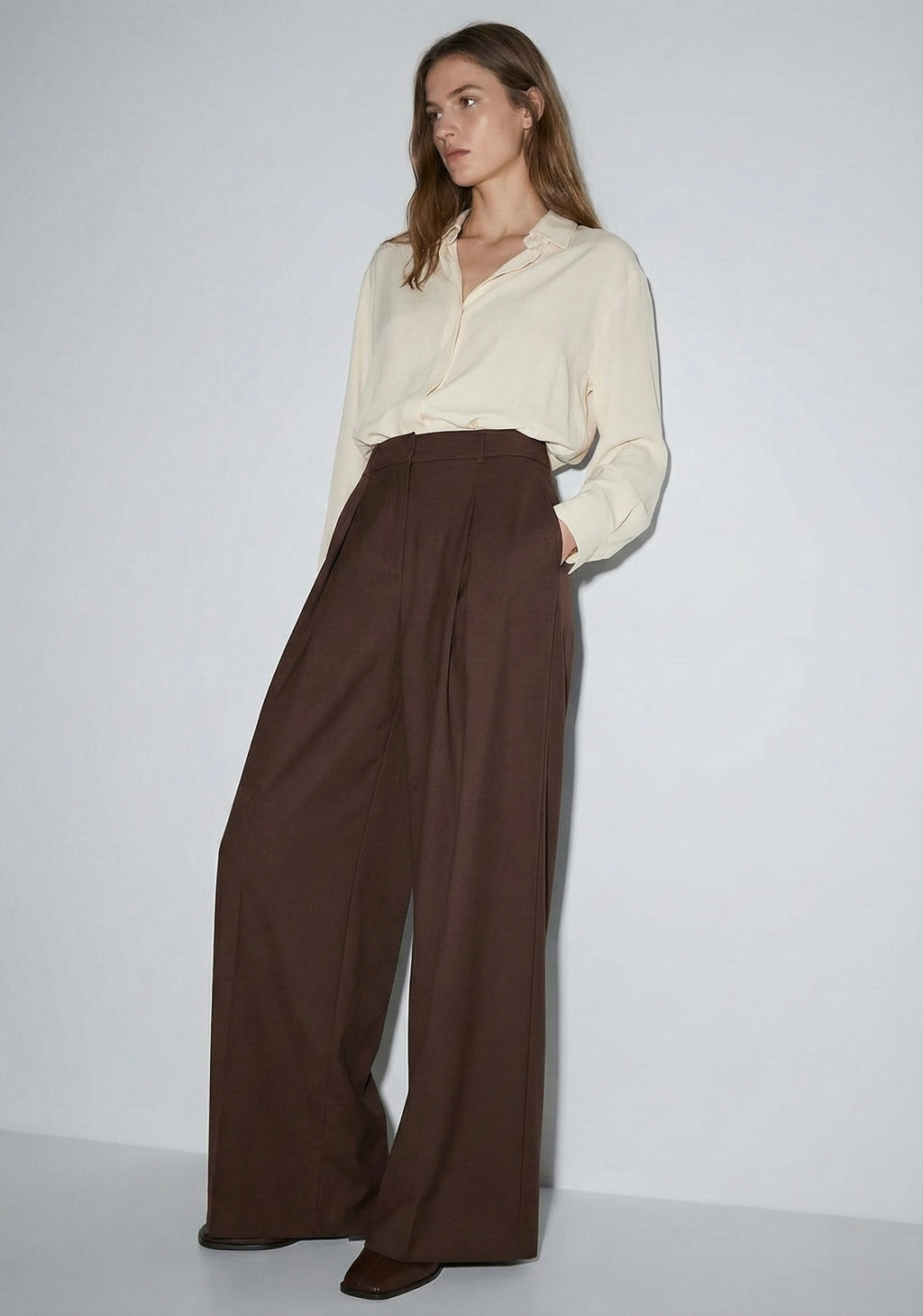 PANTALON FLUIDE À COUPE ÉVASÉE