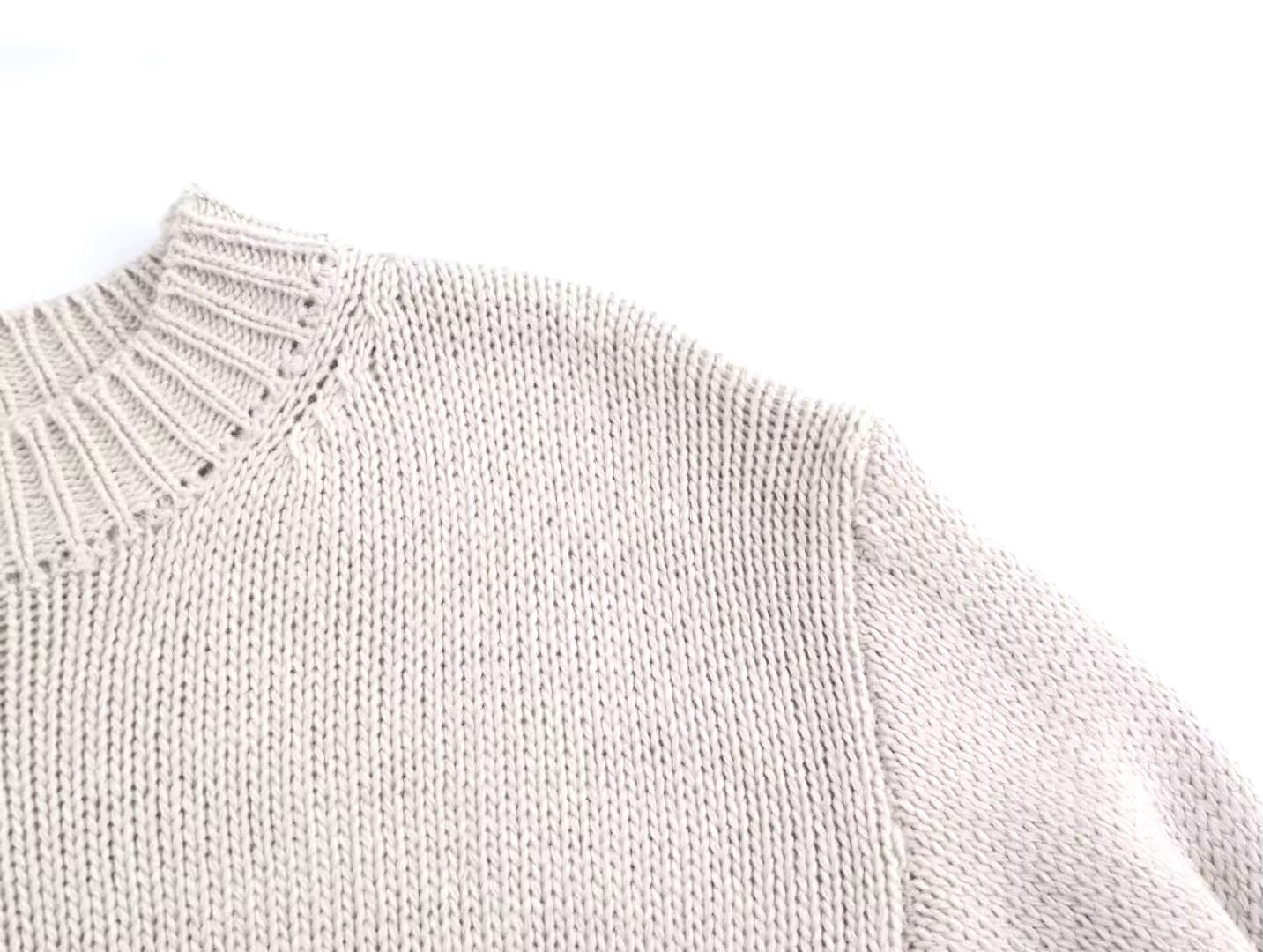 Casual chunky sweater • Women 