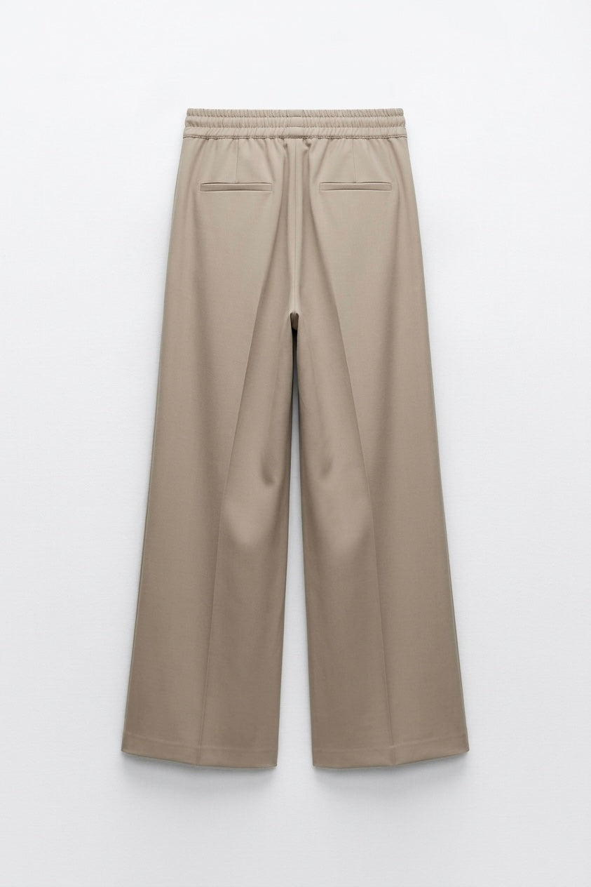 PANTALON DROIT À BOUTONS