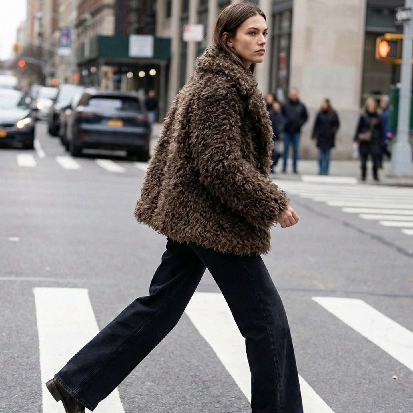 VESTE EFFET FOURRURE BOUCLÉE