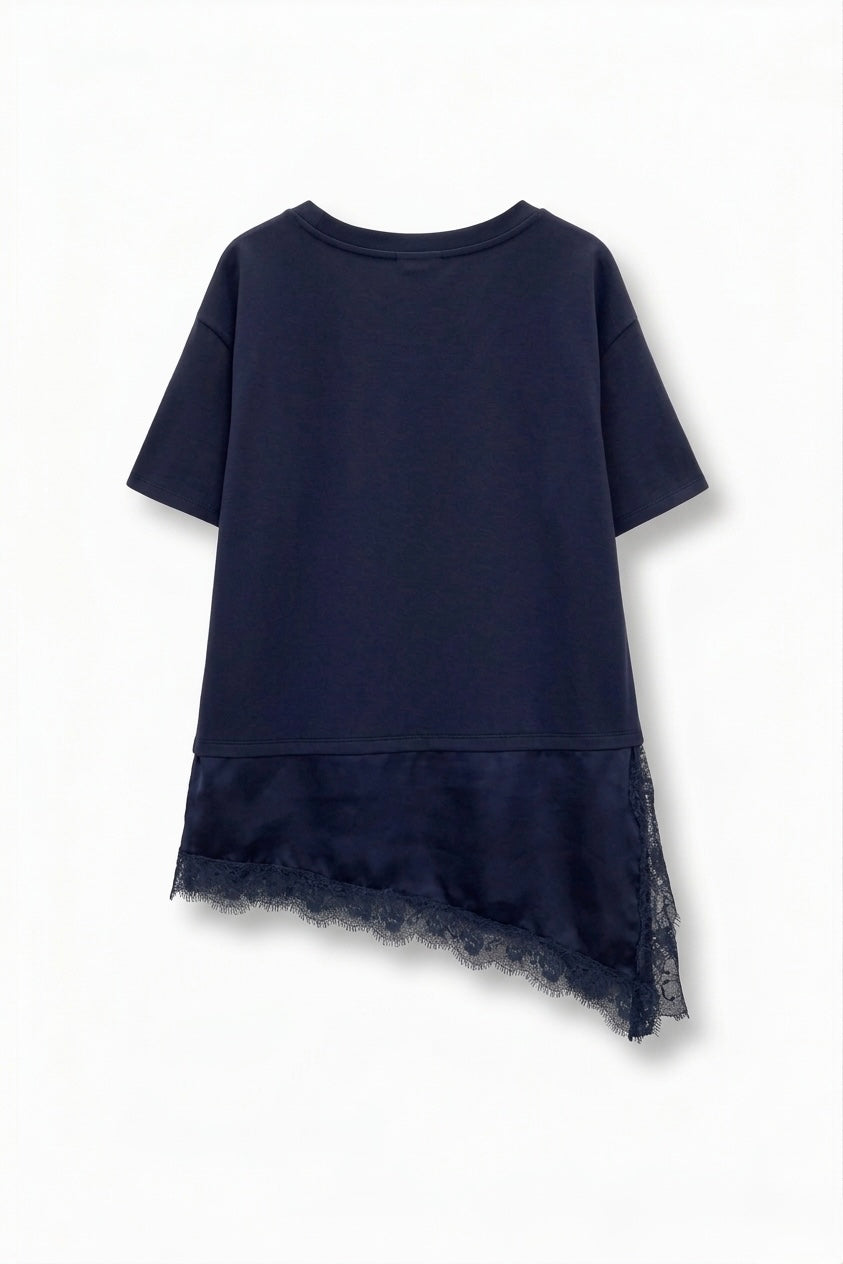 T-SHIRT ASYMÉTRIQUE AVEC DENTELLE