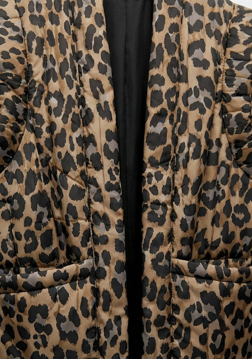 VESTE SANS MANCHES IMPRIMÉE LÉOPARD
