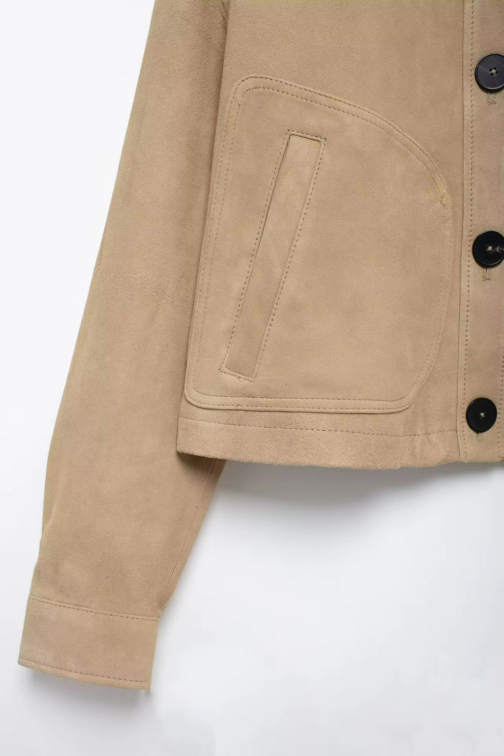 VESTE COURTE AVEC DAIM