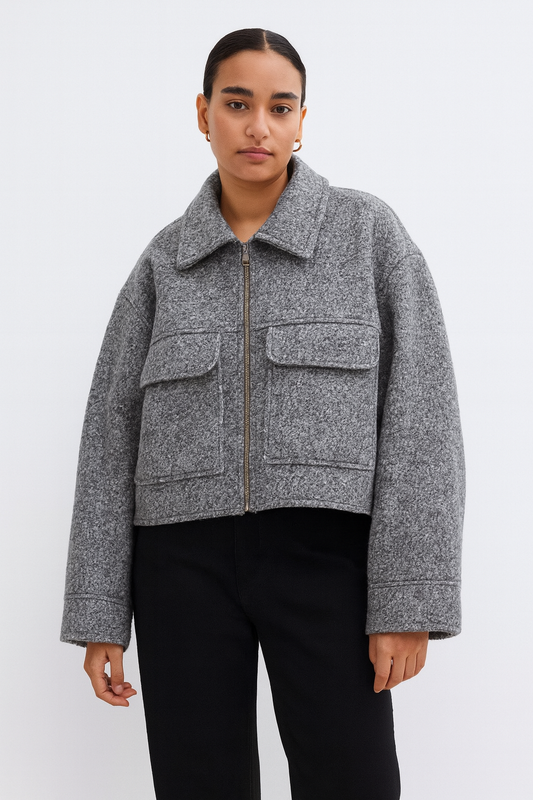 Knitted jacket • Women 