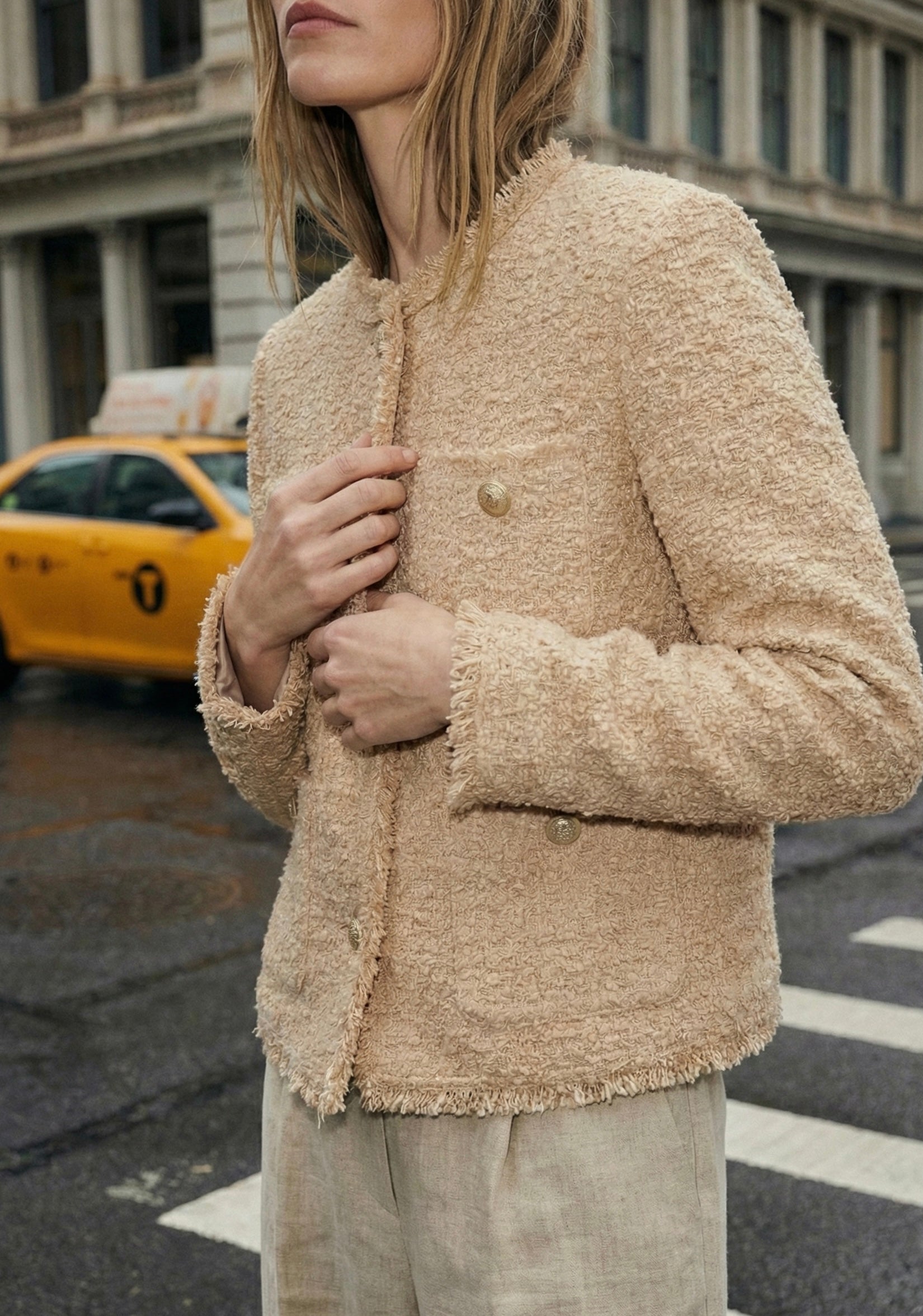 Giacca con cuciture abbottonate • Donna