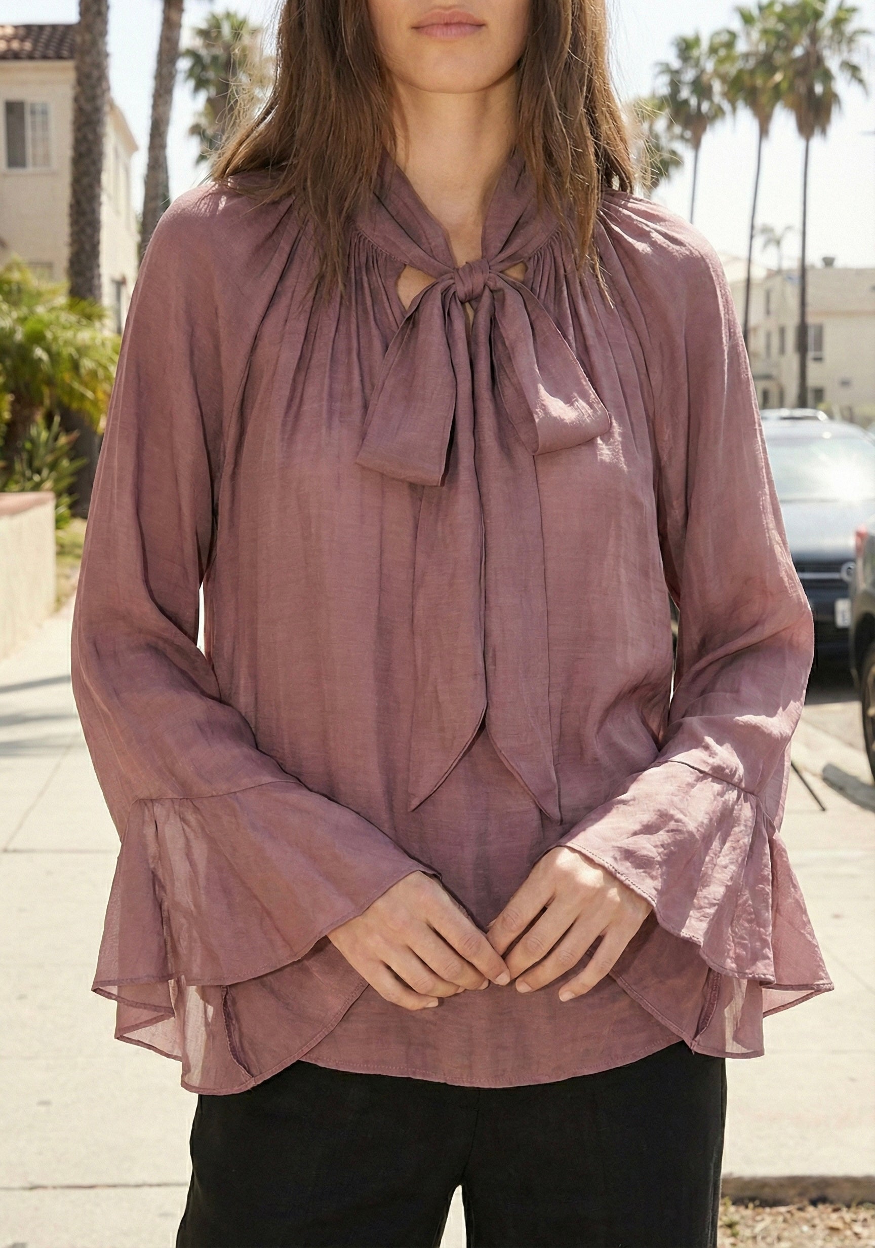 BLOUSE TEXTURÉE COL MONTANT