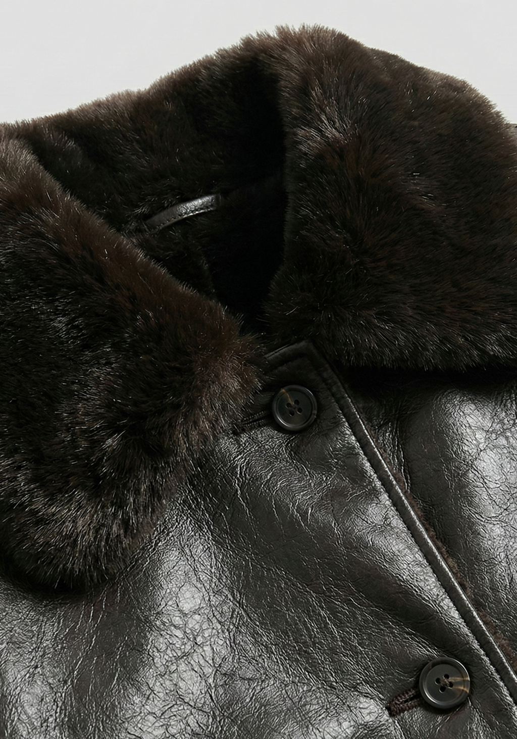 VESTE DROITE À COL EN EFFET FOURRURE