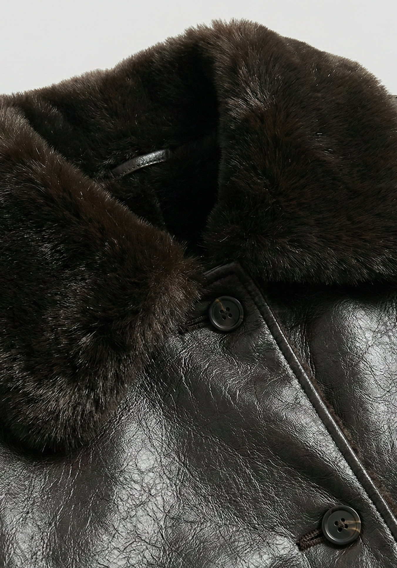 VESTE DROITE À COL EN EFFET FOURRURE