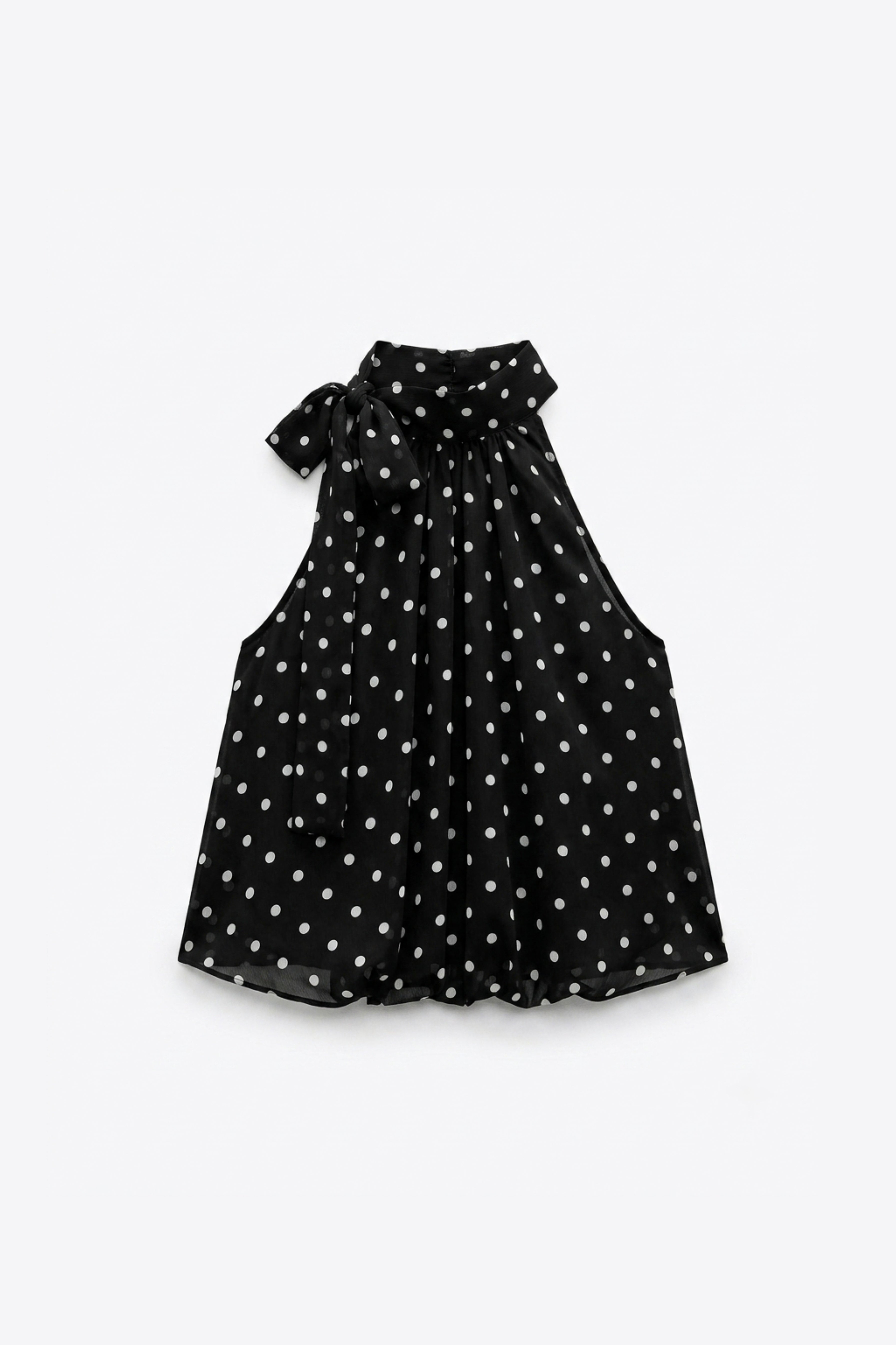 TOP COL NOUÉ SANS MANCHES