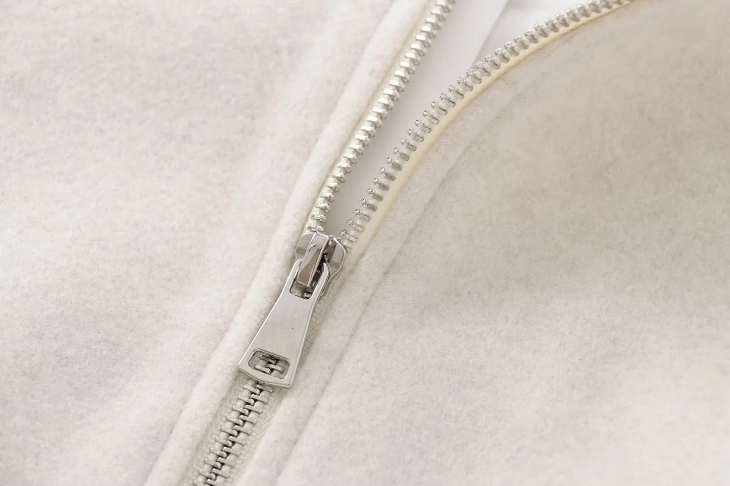 BLOUSON BOMBER ÉLASTIQUÉ EN BAS