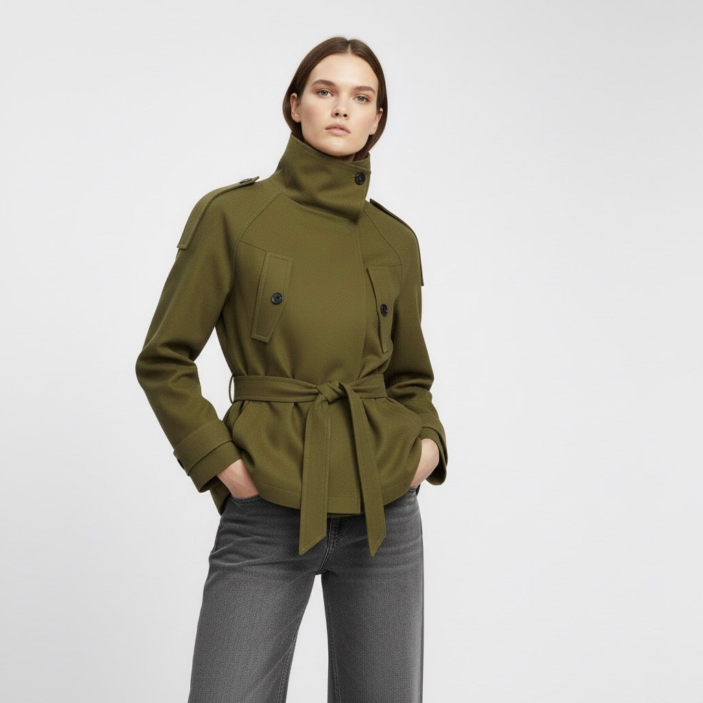 VESTE STRUCTURÉE À COL MONTANT