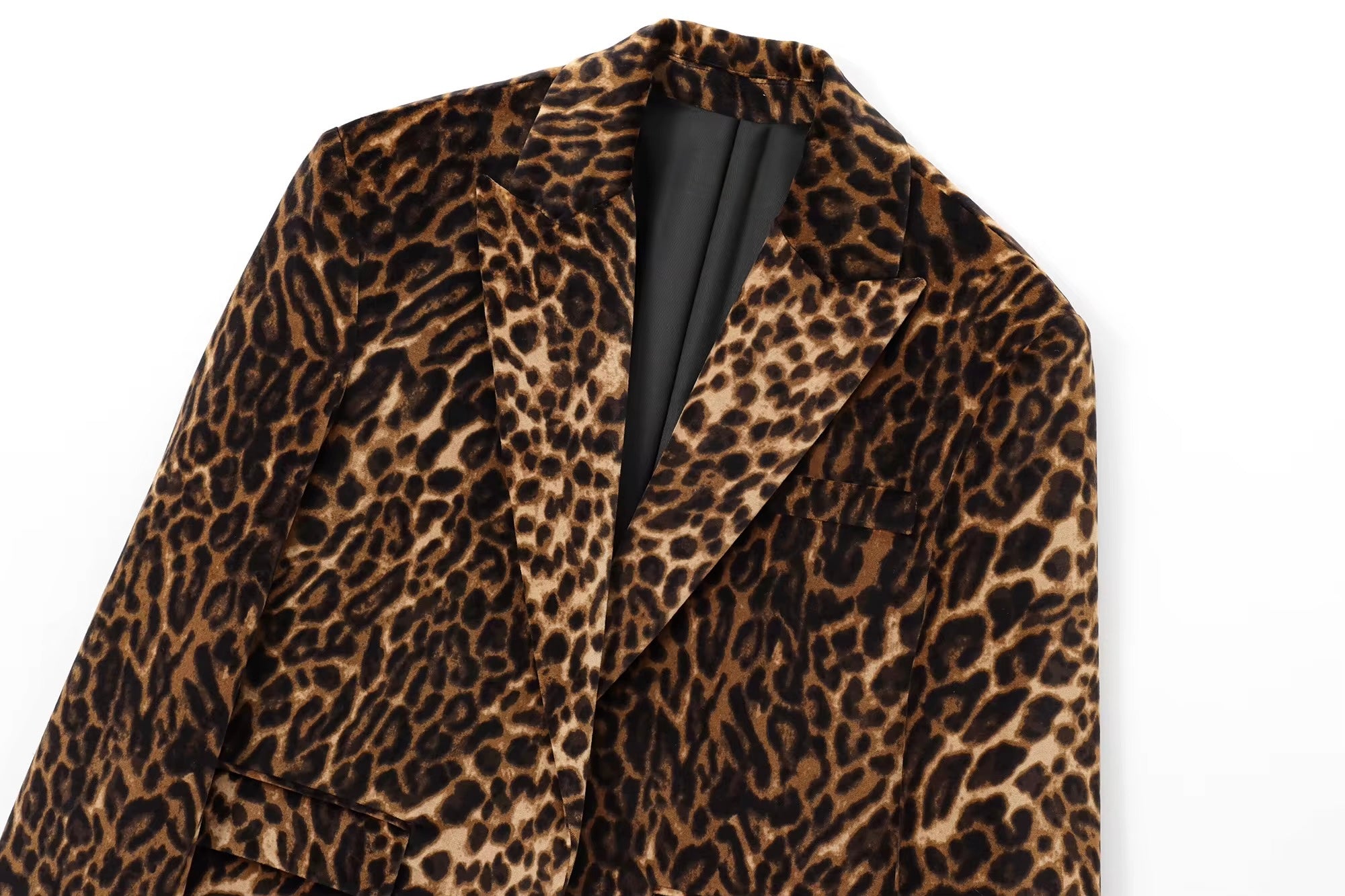 Blazer corto effetto leopardato 