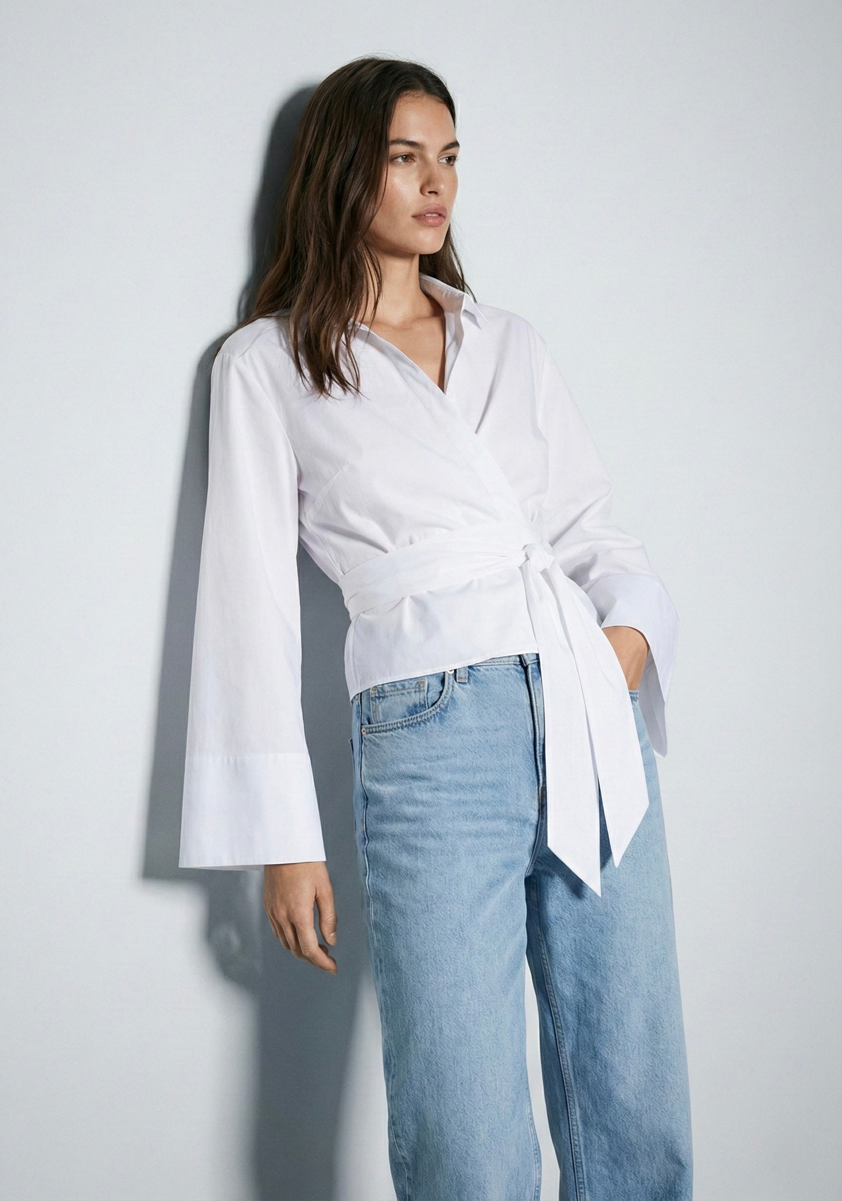 BLOUSE PORTEFEUILLE À CEINTURE