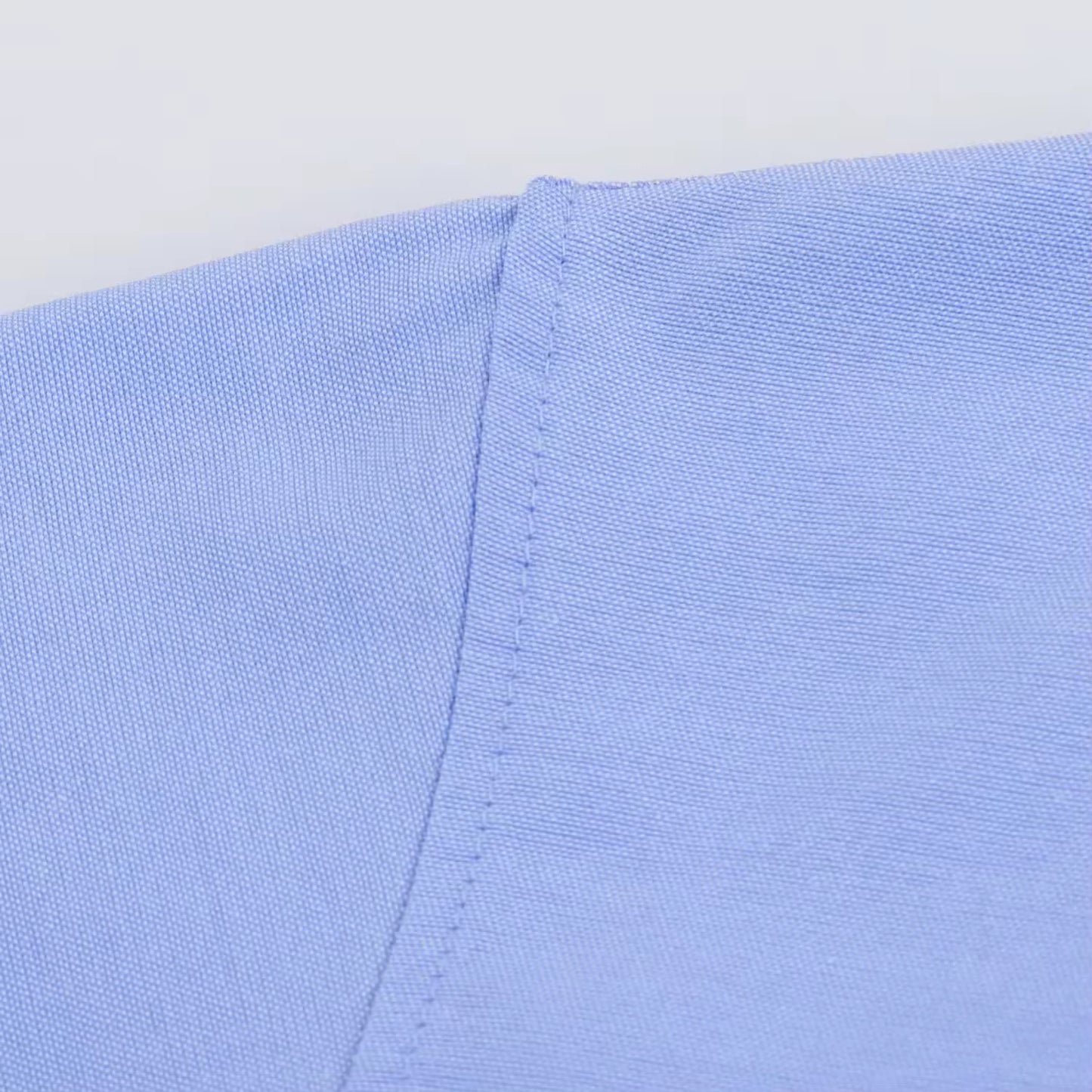 CHEMISE DROITE ÉLÉGANTE