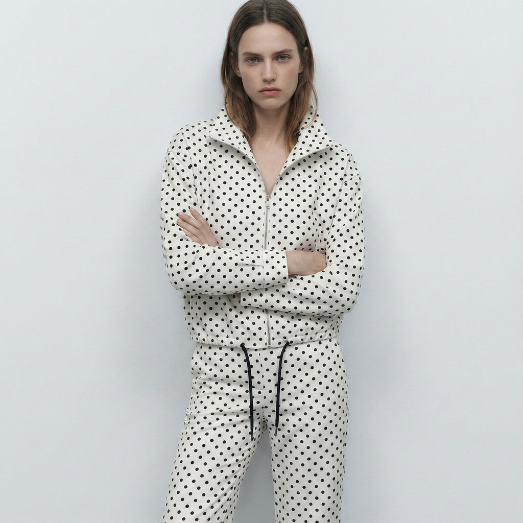 VESTE COURTE À IMPRIMÉ ET COL MONTANT