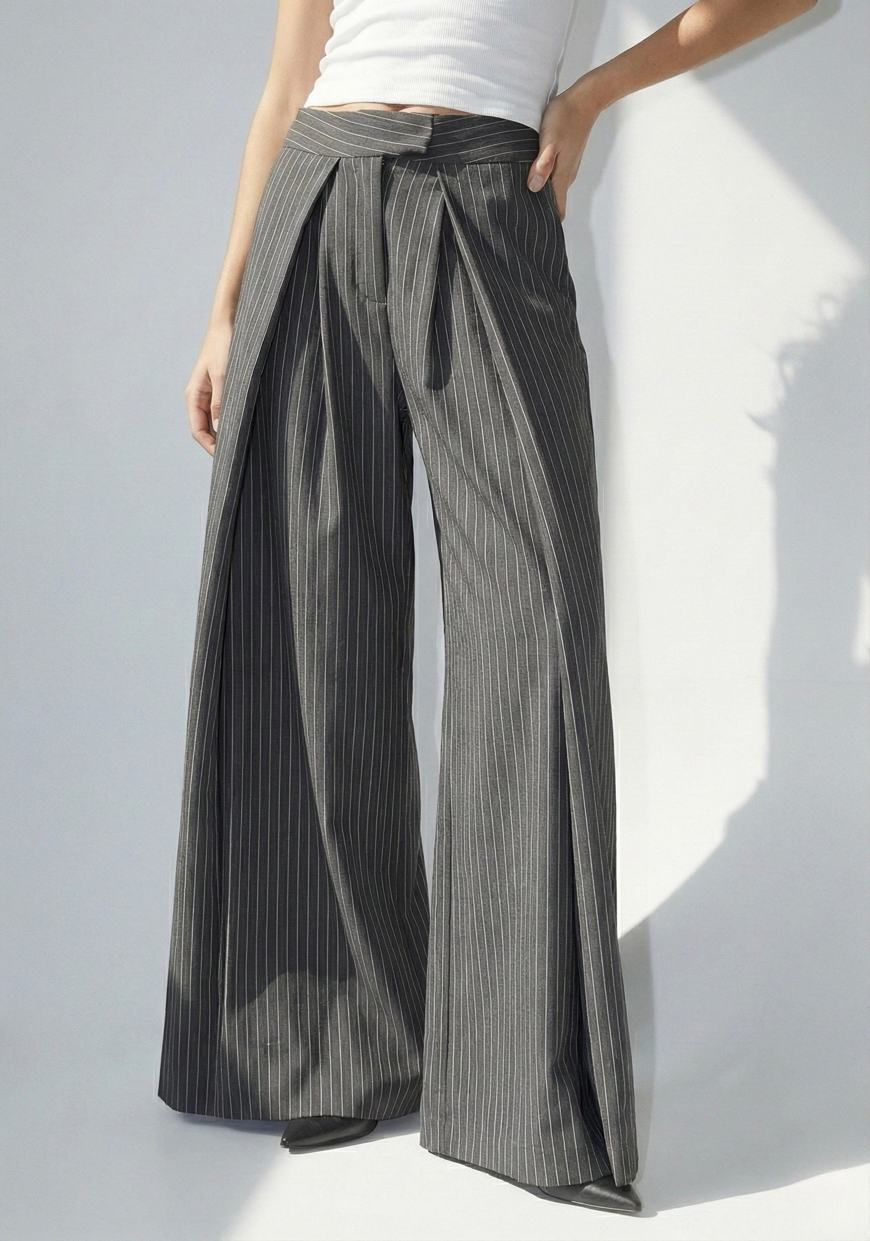 PANTALON LARGE TAILLE HAUTE À PINCES