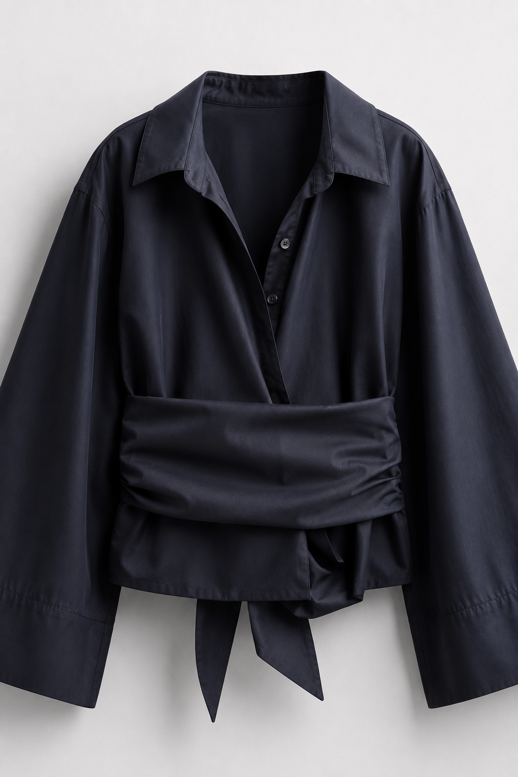 CHEMISE COURTE COL CHEMISE CEINTURÉE