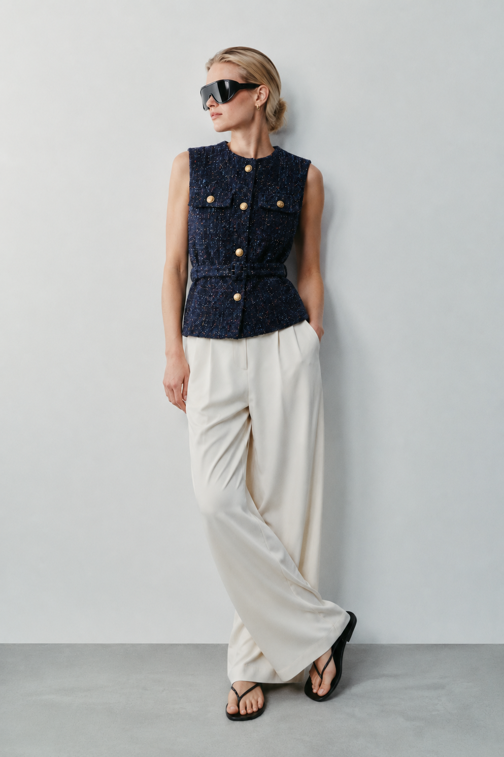 GILET STRUCTURÉ EN TWEED À CEINTURE