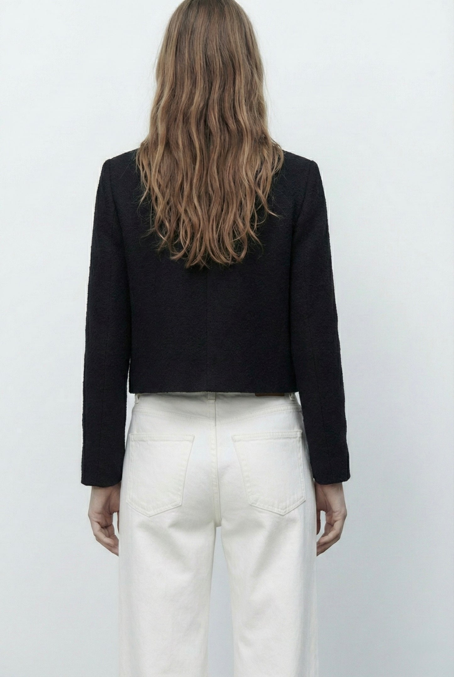 VESTE COURTE À COL ROND