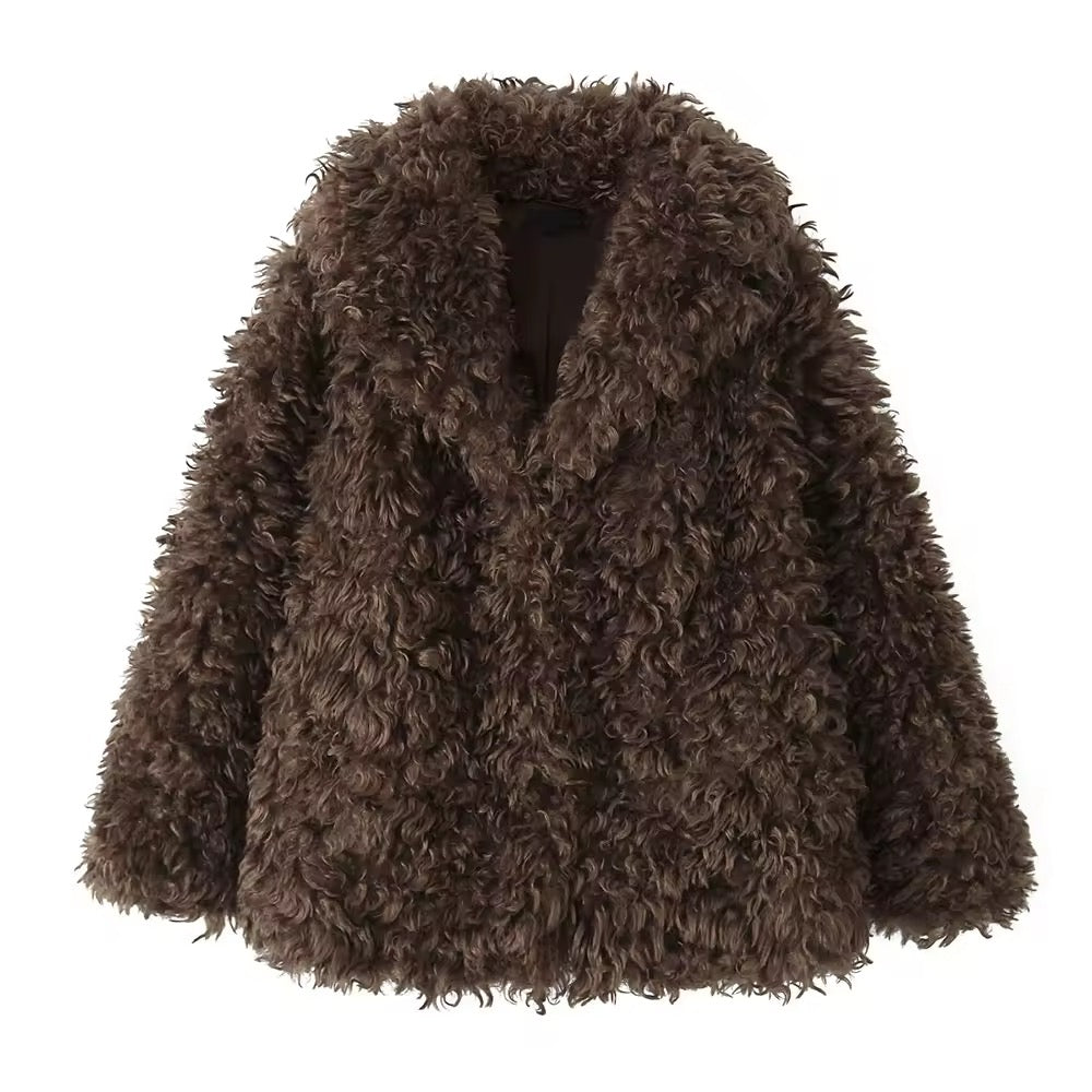 VESTE EFFET FOURRURE BOUCLÉE