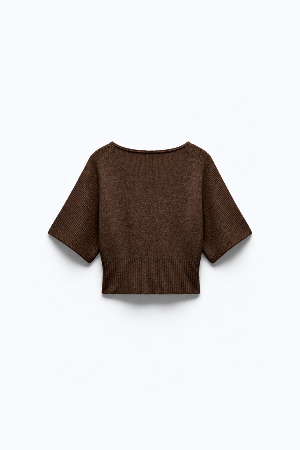 PULL COURT EN MAILLE CINTRÉ
