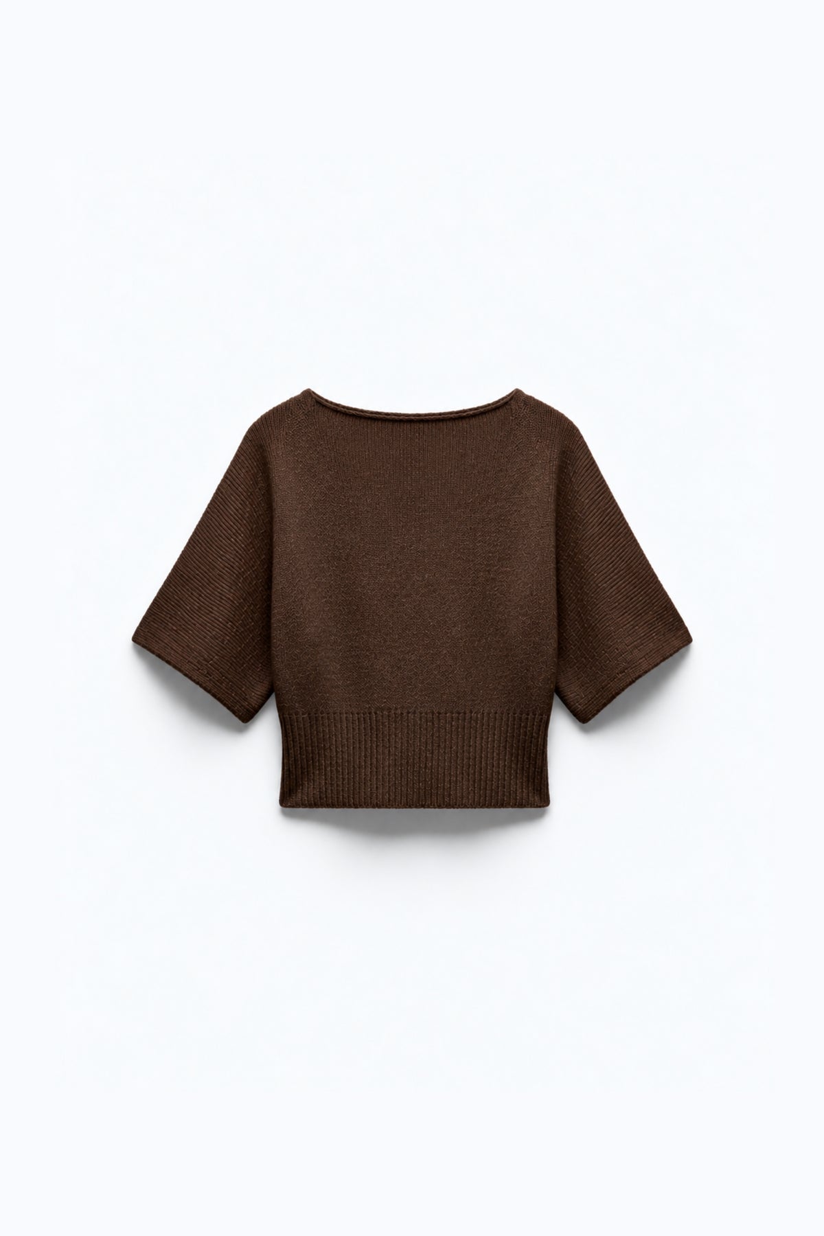 PULL COURT EN MAILLE CINTRÉ