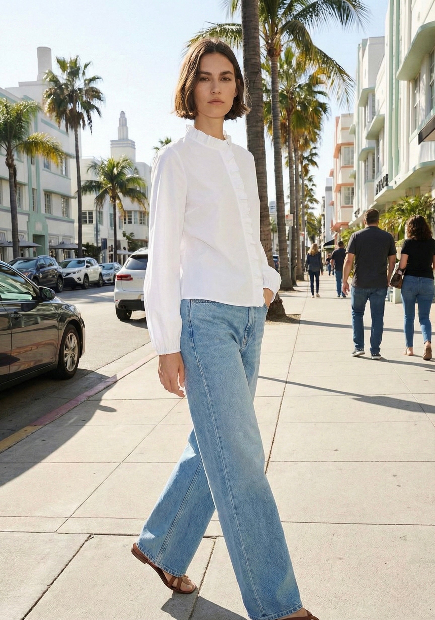 BLOUSE COL MONTANT À FRONCES