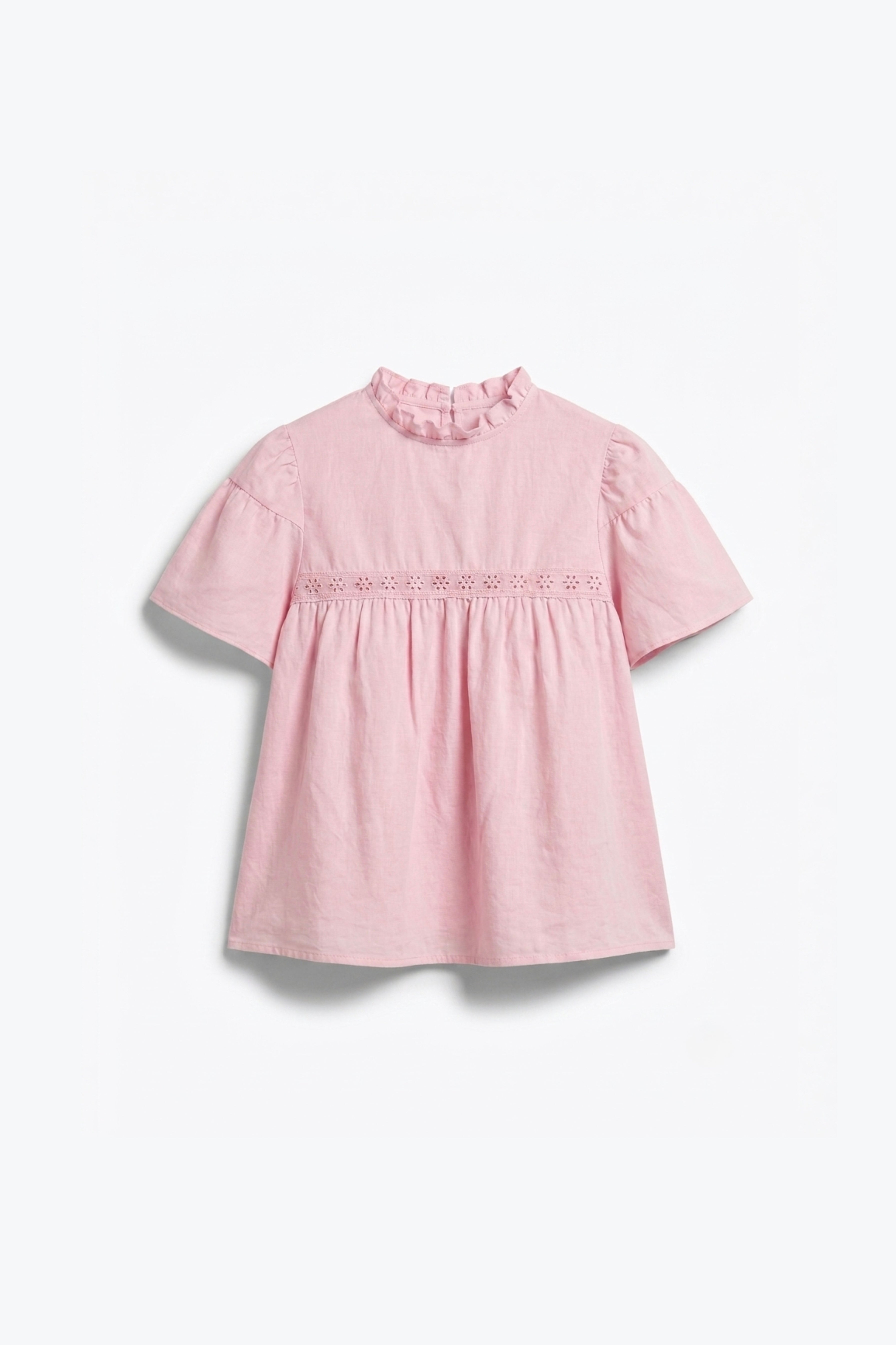 BLOUSE COURTE COL VOLANT BRODÉ