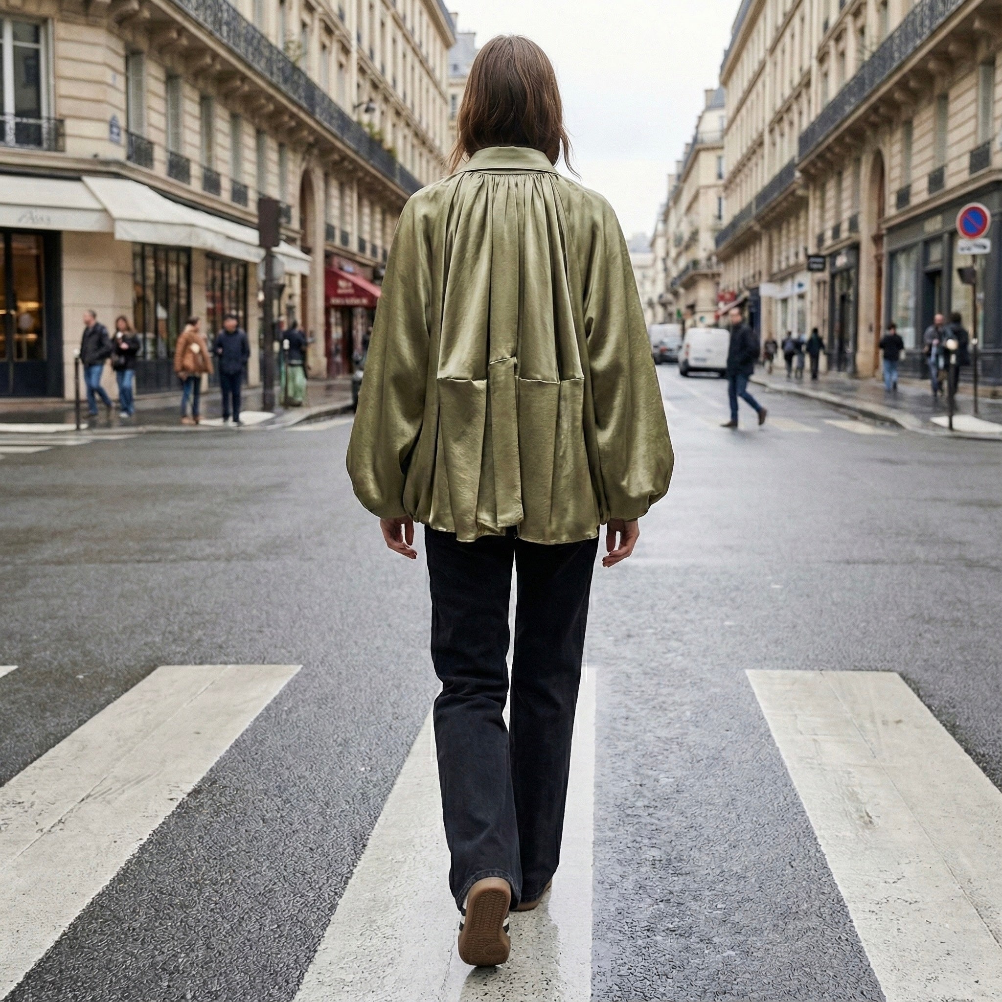 BLOUSON AMPLE À MANCHES BOUFFANTES