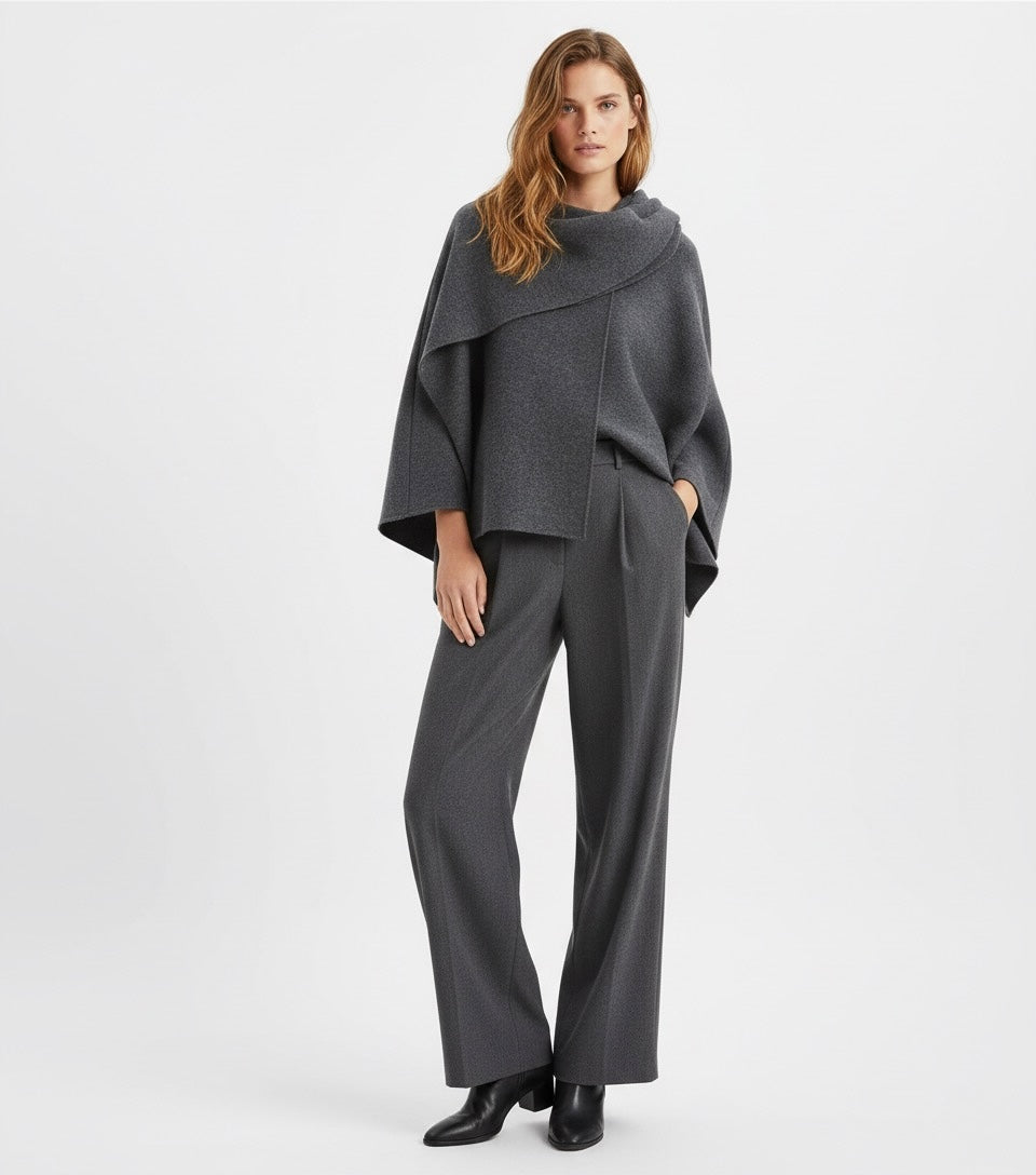 MANTEAU STRUCTURÉ À DRAPÉ INTÉGRÉ