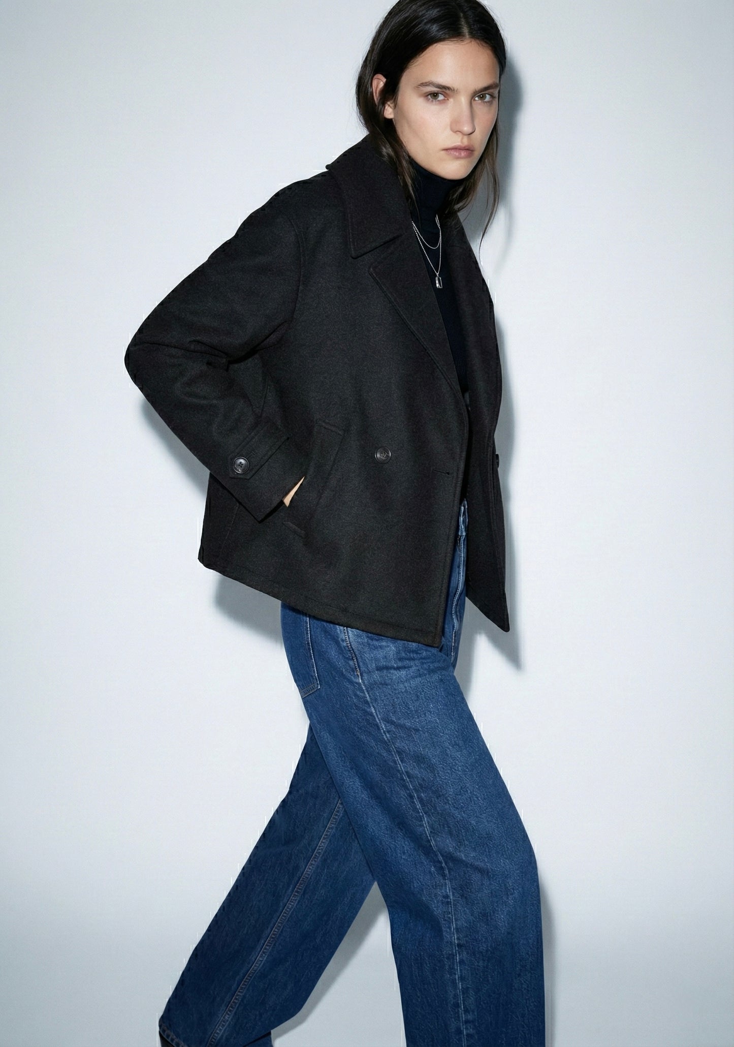 Buttoned jacket • Women