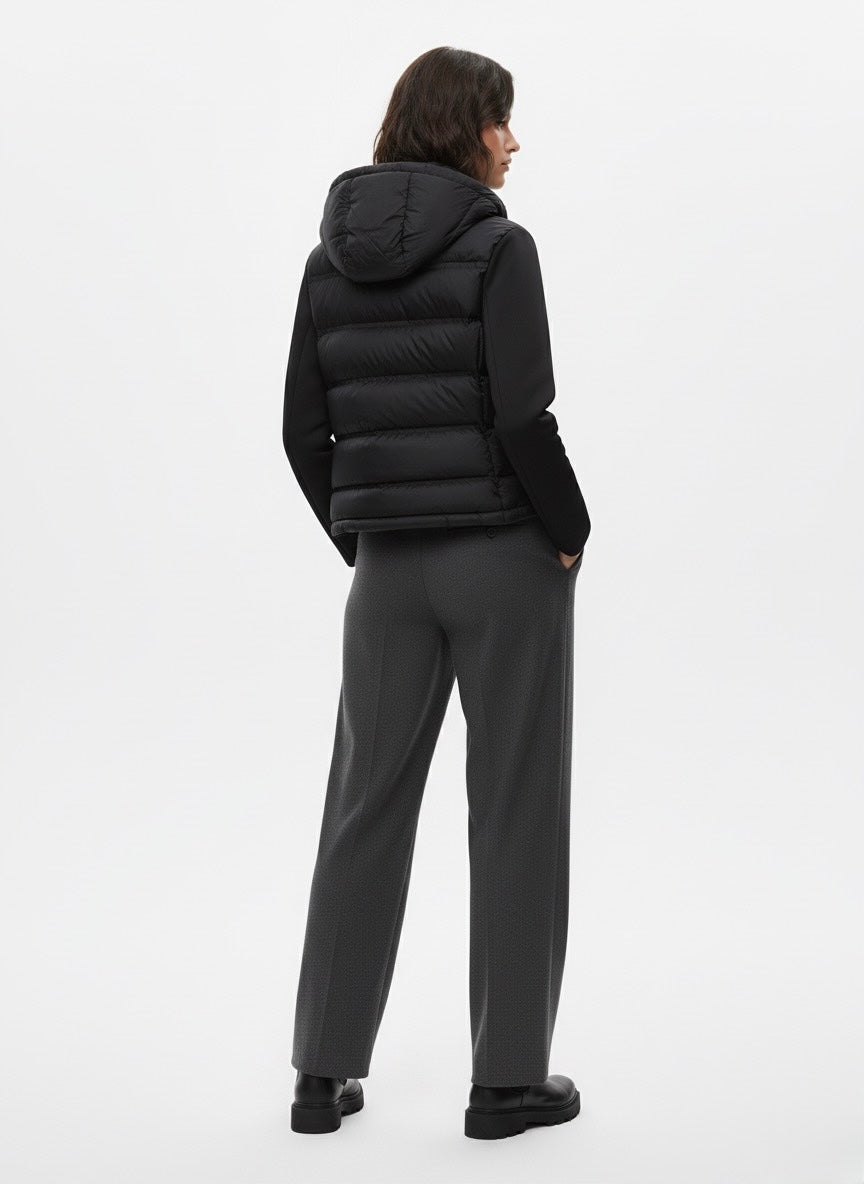 DOUDOUNE COURTE À CAPUCHE