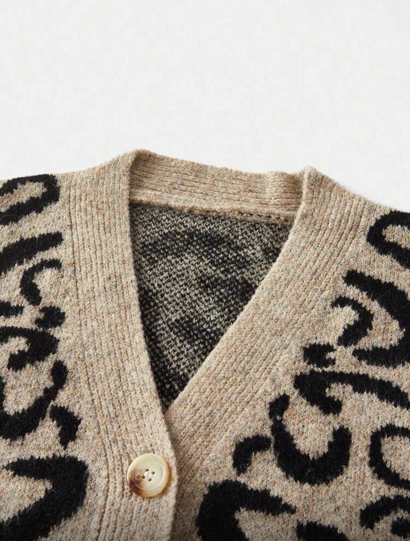 GILET TEXTURÉ À MOTIFS LÉOPARD
