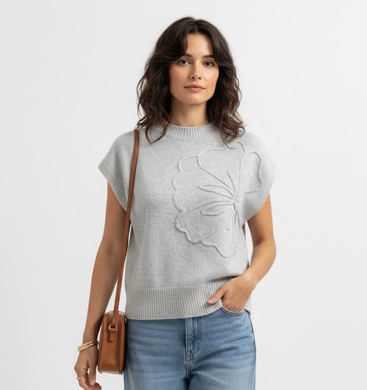 TOP EN MAILLE À MOTIF EN RELIEF